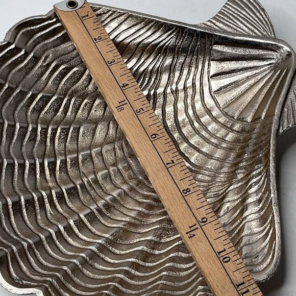 Set Of 2 Silver Metallic Brass? Clam Trinket Dishes 11x11” Made In India - Picture 9 of 13